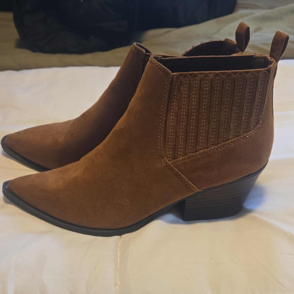 London Rag Suede Ankle Booties